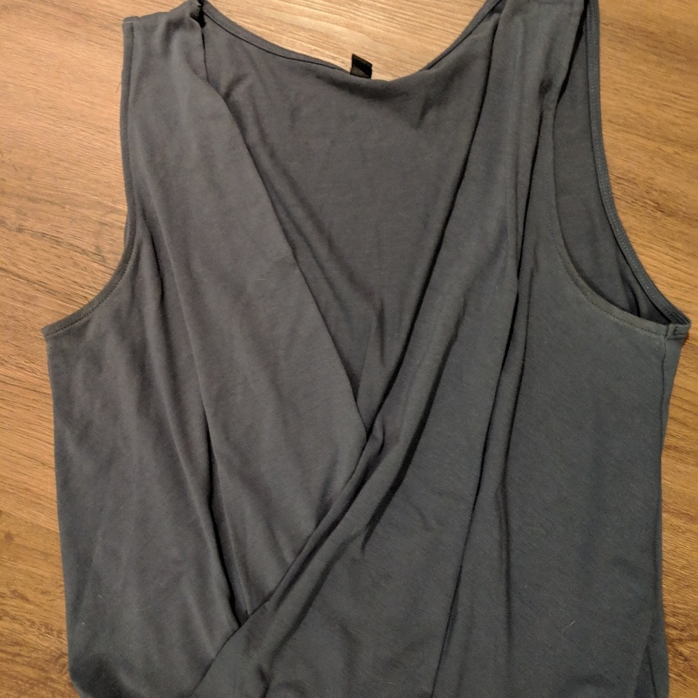 Uniqlo jumpsuit (Size Medium)